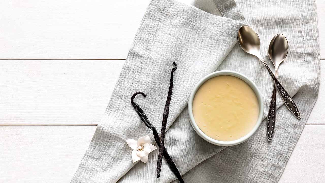 Visuaalisella ilmeellä yhtenäinen ja kuvallista ilmaisua korostava esitystapa